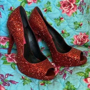 Vintage Betsey Johnson red glitter pumps